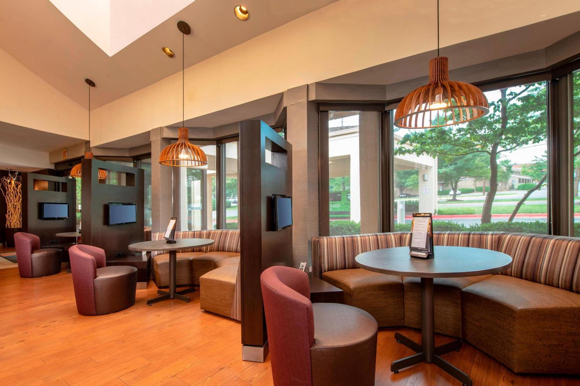 Courtyard By Marriott Rockville Buitenkant foto