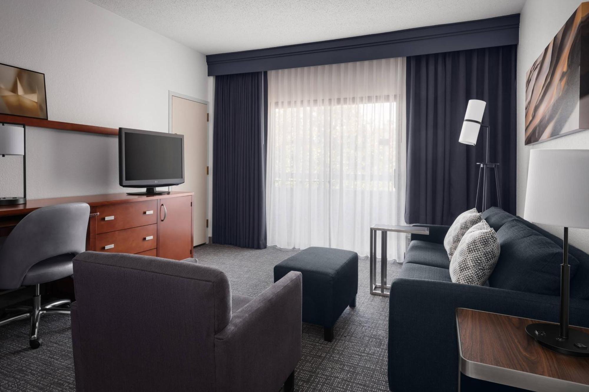 Courtyard By Marriott Rockville Buitenkant foto